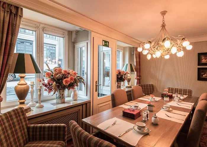 House Hotel 4*