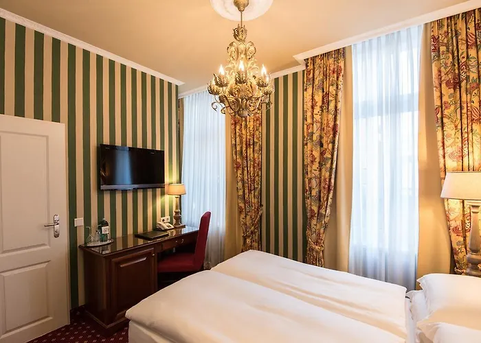 Hotel House