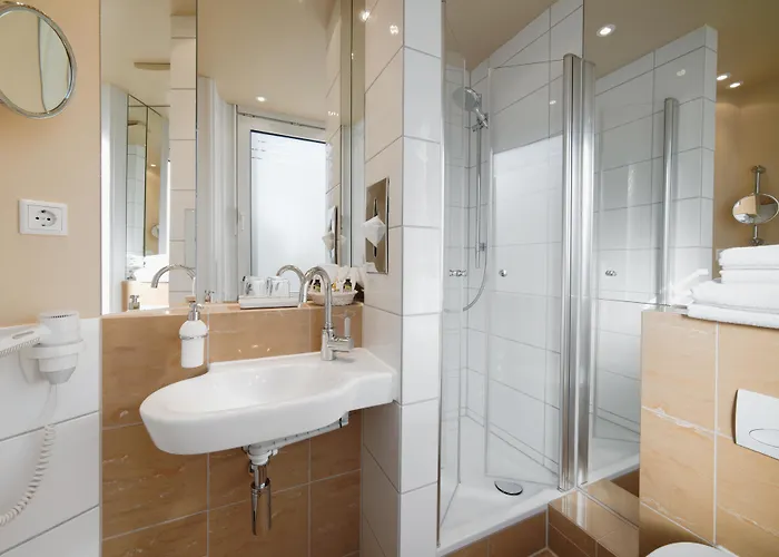 Hotel House 4*