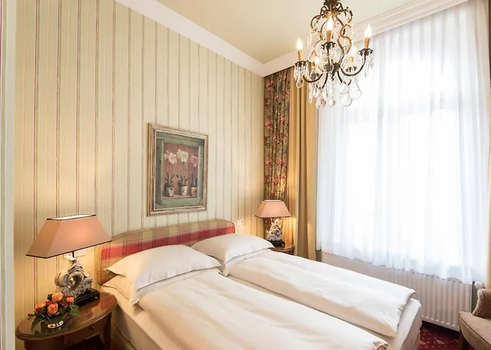 Hotel House