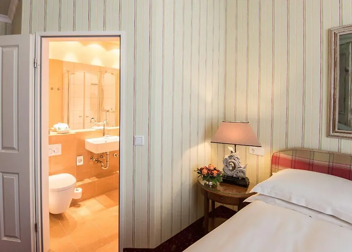 House Hotel